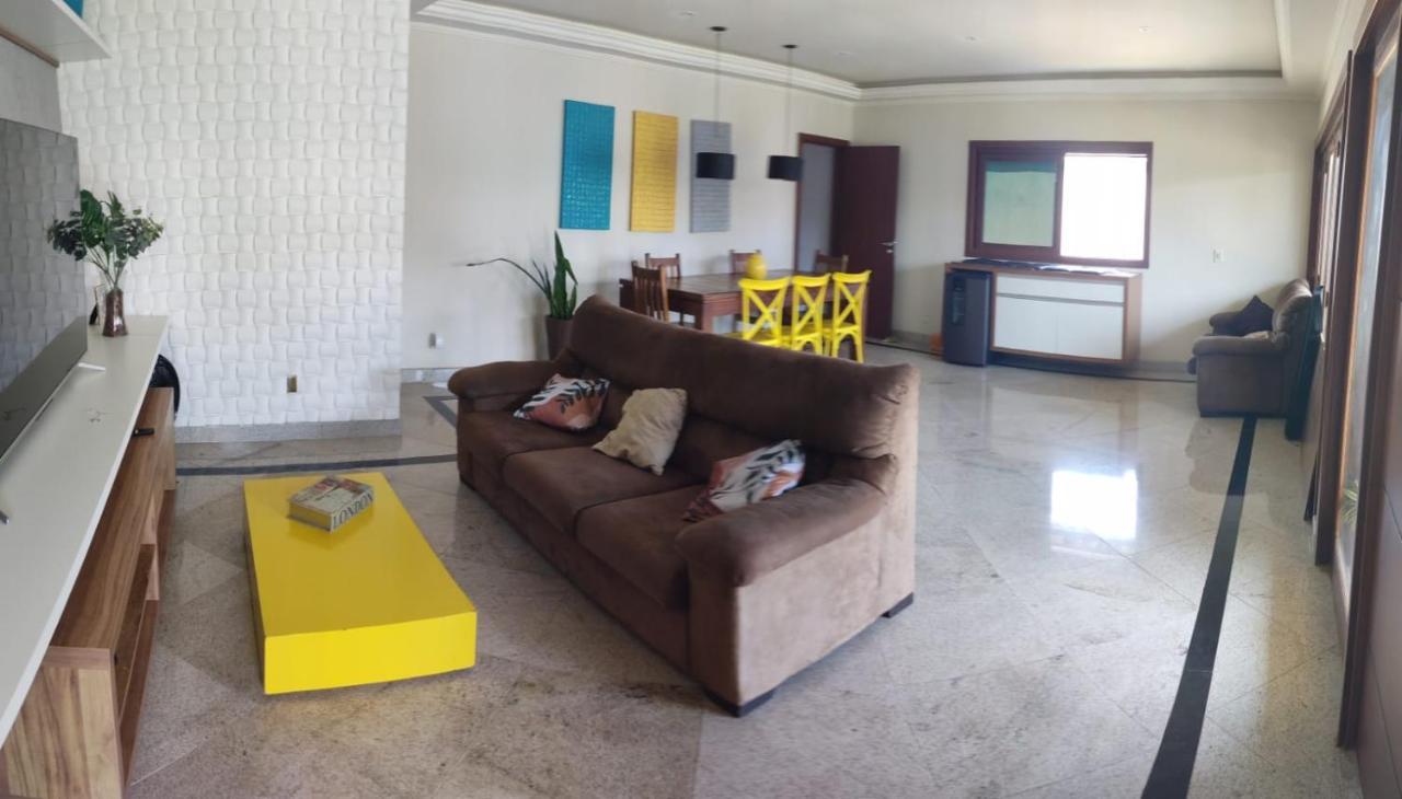 Linda Casa Com Piscina Em Interlagos Vila Velha Es Villa Bagian luar foto