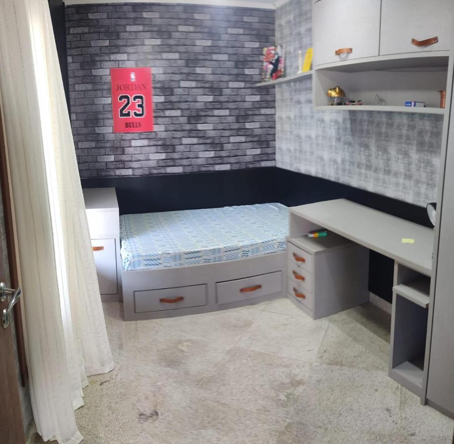 Linda Casa Com Piscina Em Interlagos Vila Velha Es Villa Bagian luar foto