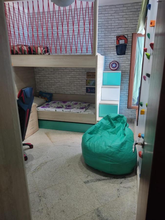 Linda Casa Com Piscina Em Interlagos Vila Velha Es Villa Bagian luar foto